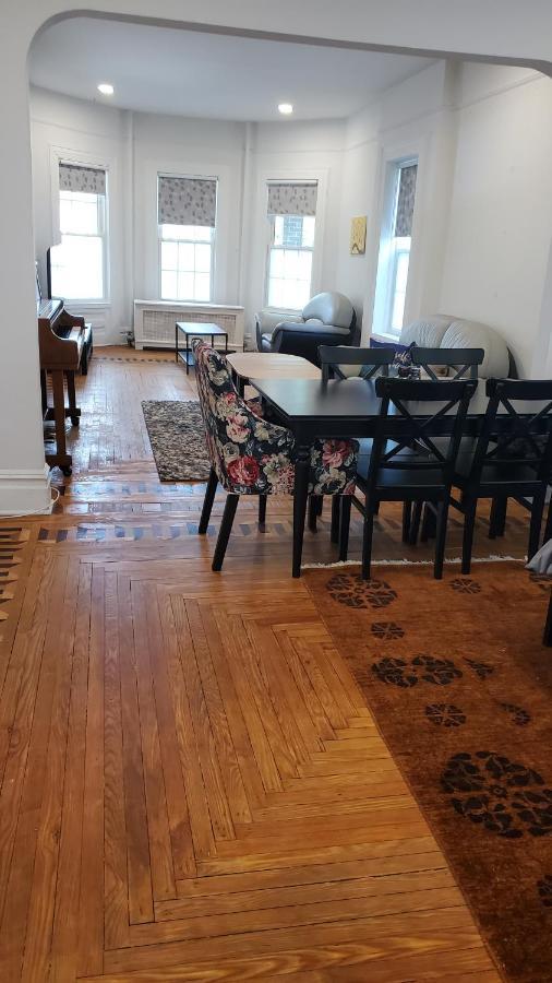 Gorgeous Victorian House!! Entire Suite In Sam'S Home New York Exterior foto