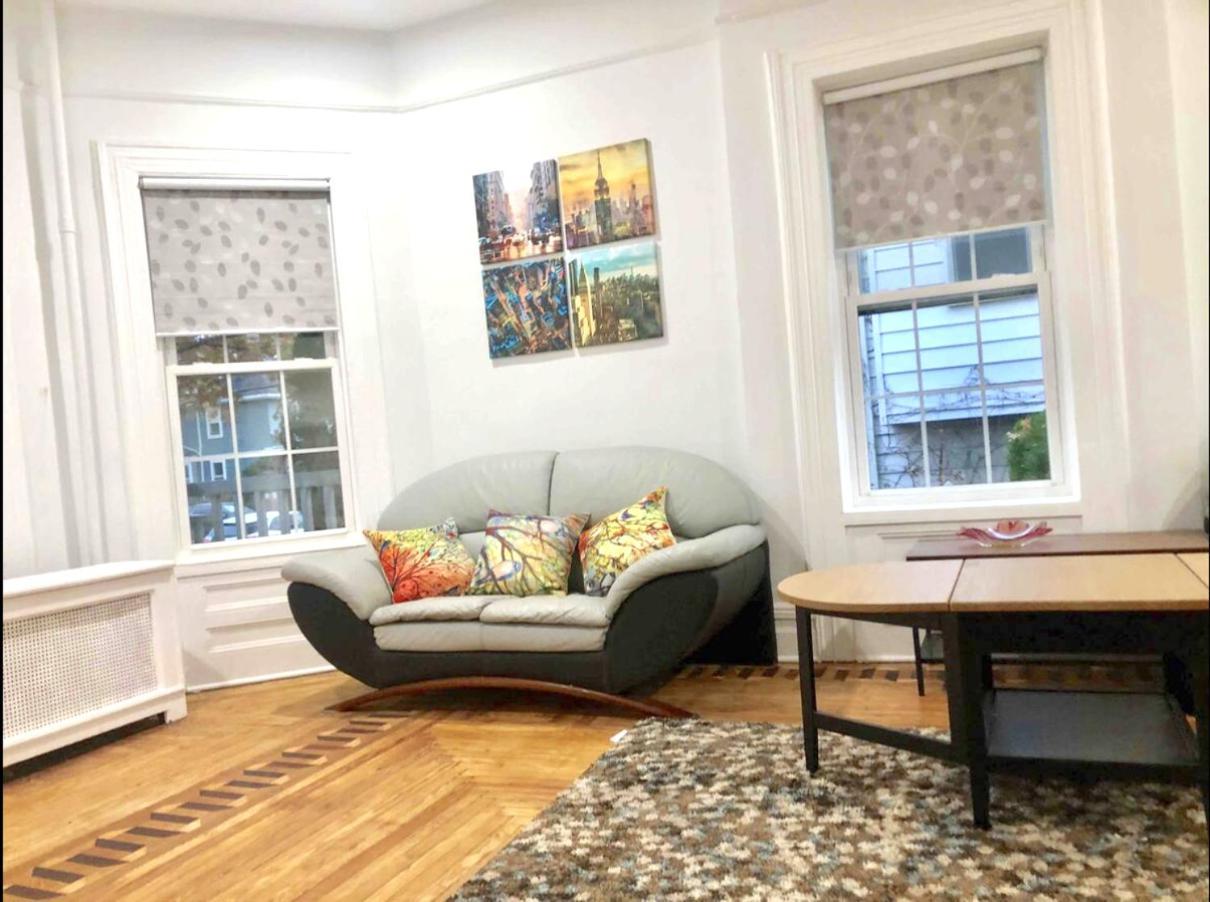 Gorgeous Victorian House!! Entire Suite In Sam'S Home New York Exterior foto